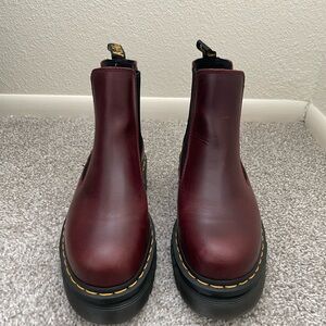 DR. MARTENS 2976 SMOOTH LEATHER PLATFORM CHELSEA BOOTS